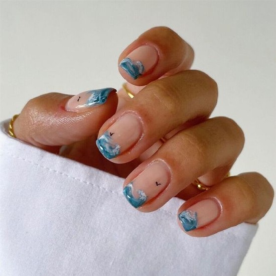 mẫu nail đi biển đơn giản