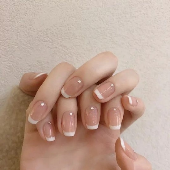 nail tròn cho người mới bắt đầu