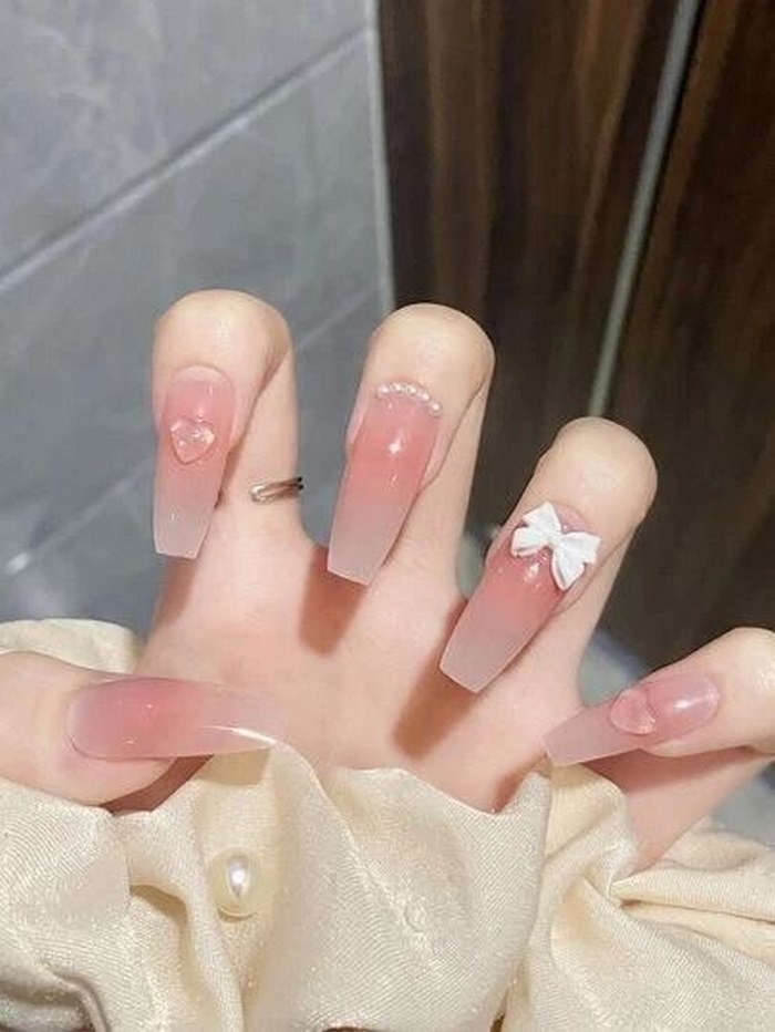 nail xinh hồng thạch