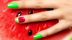 Giới thiệu các mẫu nail vẽ dưa hấu cute khiến các nàng mê mẩn