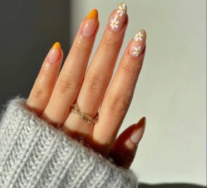 Tổng hợp mẫu nail dán sticker hoa đẹp, hỗ trợ tôn tay xinh