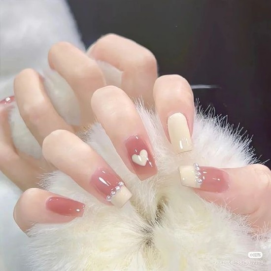 mẫu nail hồng nhạt