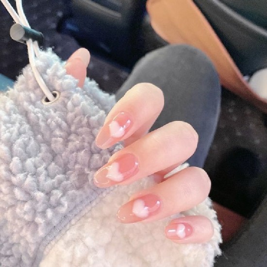 mẫu nail màu hồng nhạt