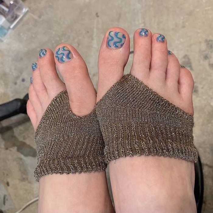 nail chân màu xanh đẹp đơn giản