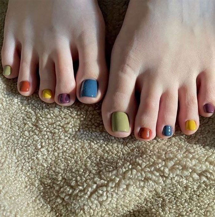 nail chân màu xanh đơn giản đẹp