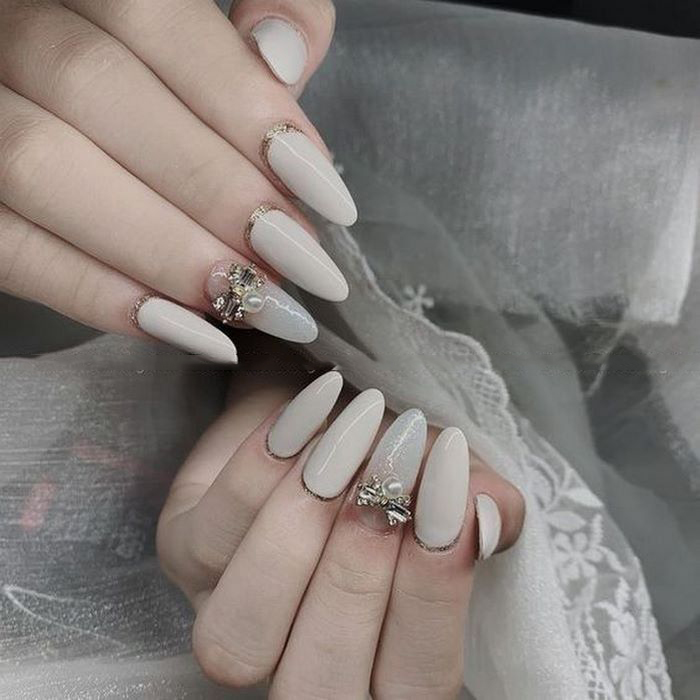 nail trắng đẹp