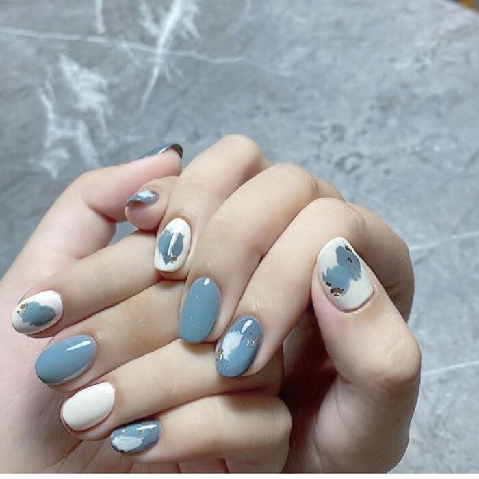 nail xanh dương nhạt màu