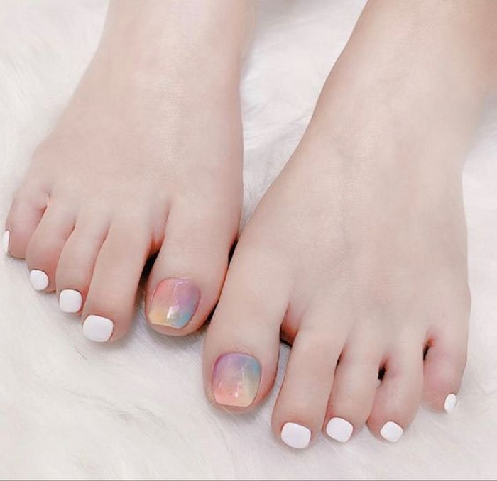 sơn móng chân kiểu hàn quốc xinh