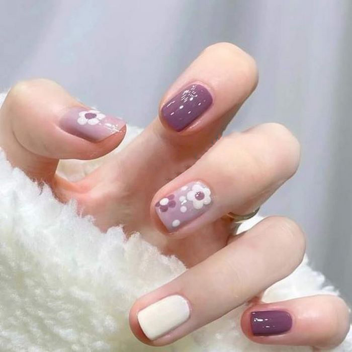 sơn nail tím pastel đẹp