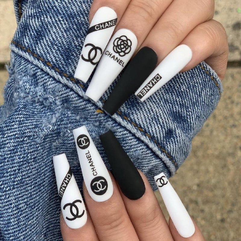 Làm nail thương hiệu Chanel - Đắp nơ bột thương hiệu | Để làm nail thương  hiệu những gì chúng cần là charm nail, sticker,... và đặc biệt trong video  này Thảo