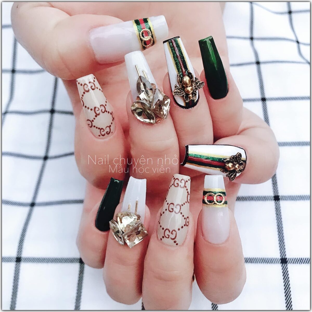 Mẫu Nail Đẹp 2020 | Gucci nails, Nails, Gem nails