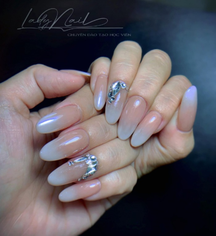 Top 10 Salon Nail đẹp và dịch vụ chất lượng tại Khánh Hòa