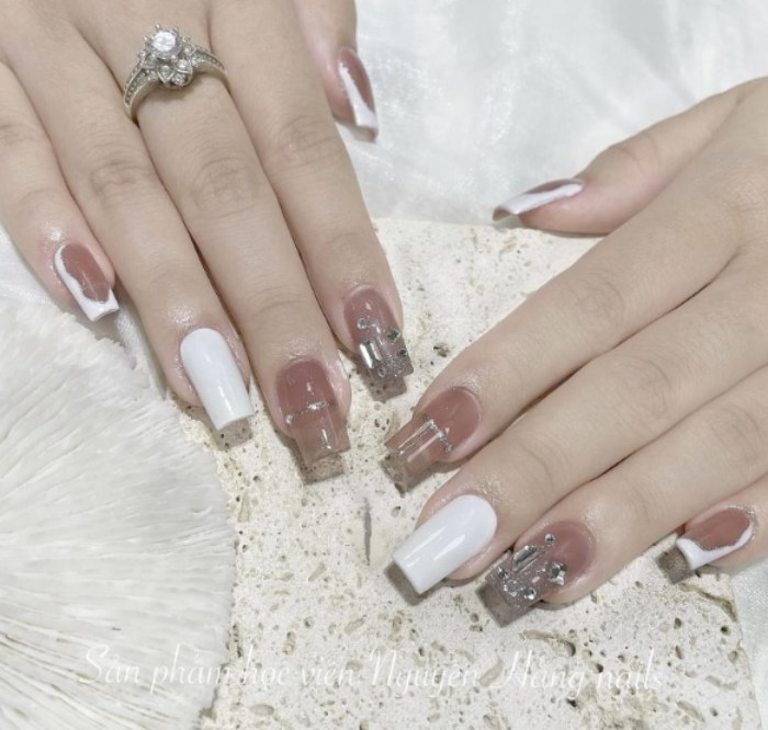 Làm nail Quảng Bình