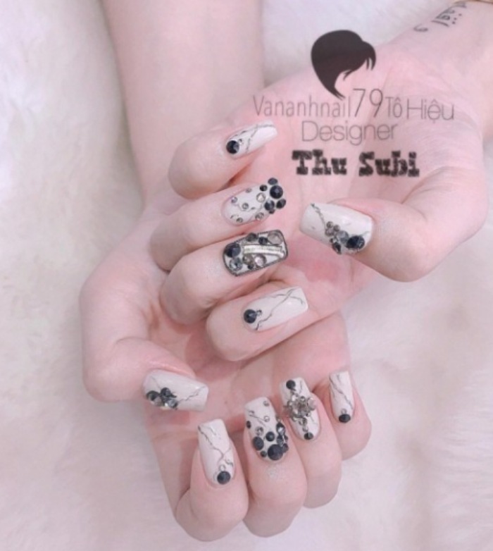 Salon Nail Quảng Ninh