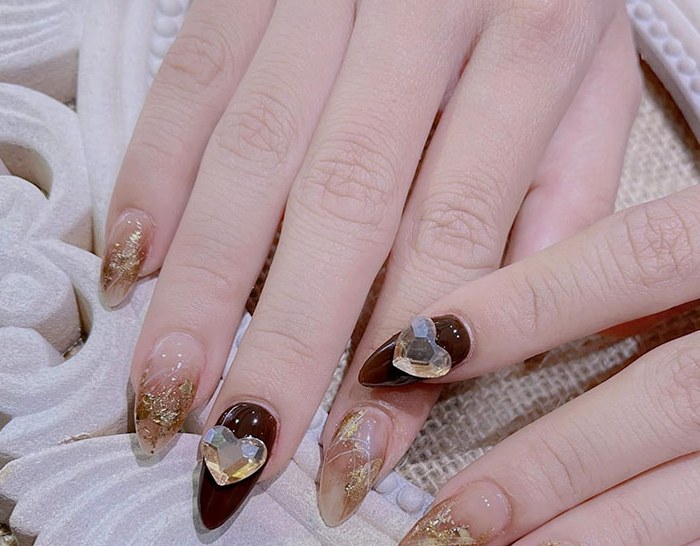 Tiệm nail ở Điện Biên