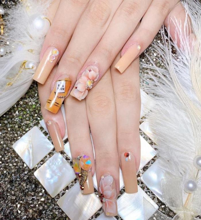 Tiệm nail Bình Định