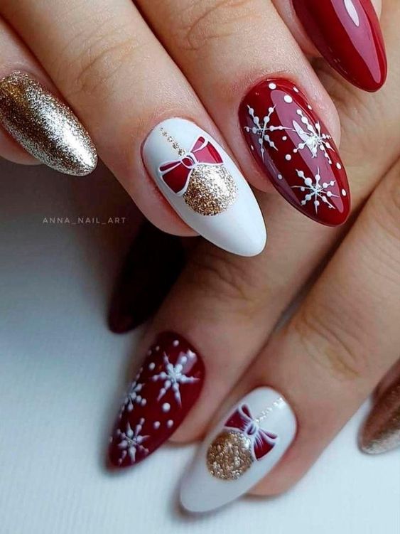 Mẫu nail mang đậm dấu ấn noel