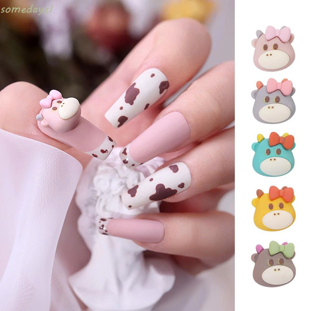 Mẫu nail hồng 3D