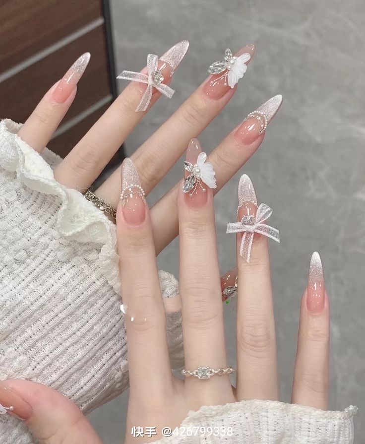 Mẫu nail nơ đẹp