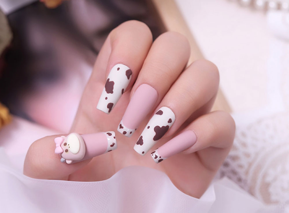 Mẫu nail bò sữa hồng – Mẫu nail ngọt ngào, cá tính