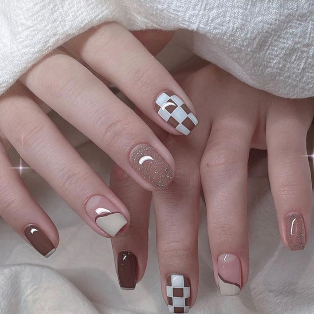 Nail caro họa tiết