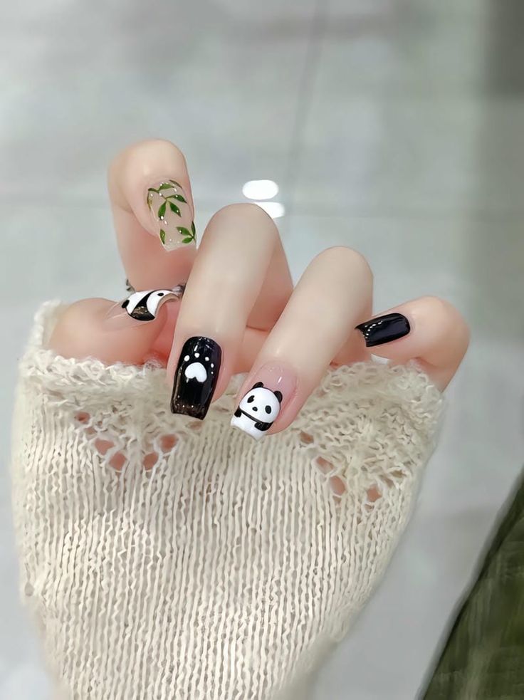 Nail gấu trúc