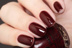 20+ Mẫu nail màu đỏ rượu đẹp – sang – quyến rũ nhất