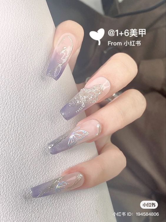 Nail tím kết hợp cùng bạc