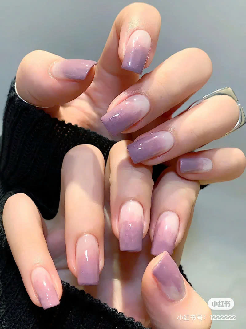 Nail tím ombre