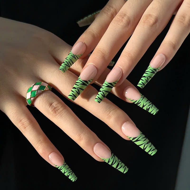 Nail Zigzag