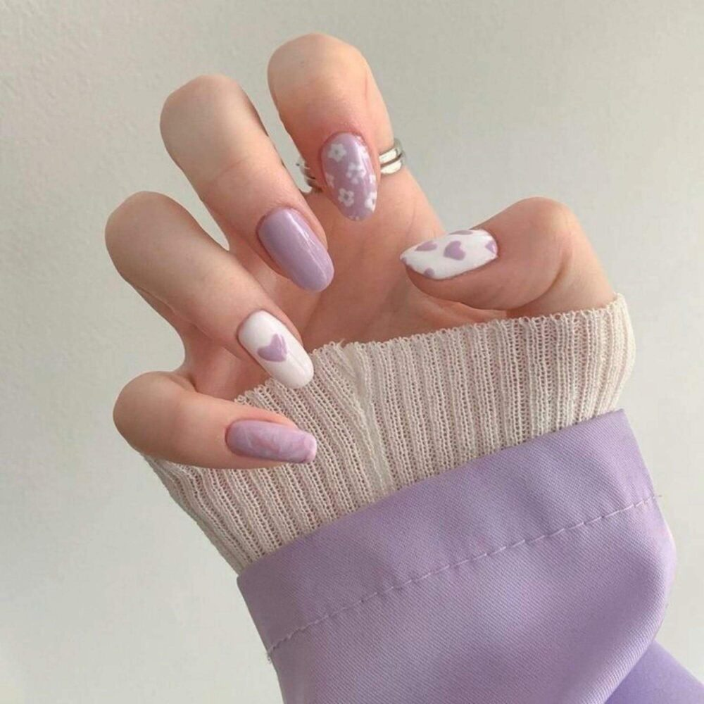 Mẫu nail hoa nhí pastel