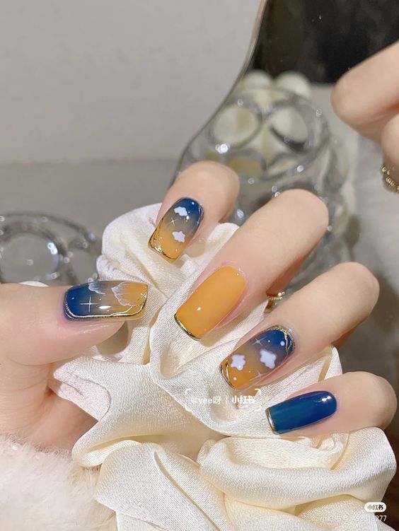 Nail cam két hợp cùng xanh dương