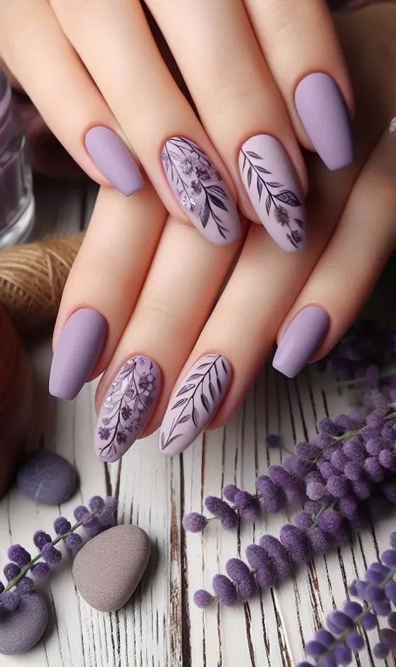 Nail hoa oải hương