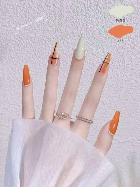 Nail kẻ ombre